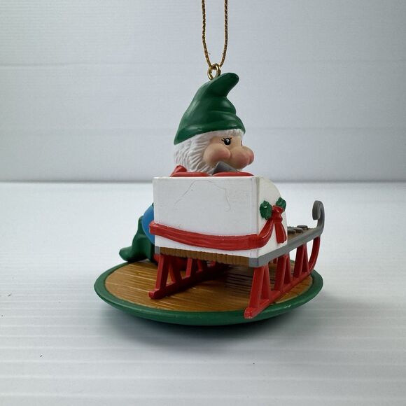 National Rennoc Elf Ornament Christmas Gnome Building Sleigh Vintage 1991 - Picture 5 of 12